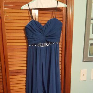 City Triangler Blue Spaghetti Strapped Size 11 Full Length but short in front